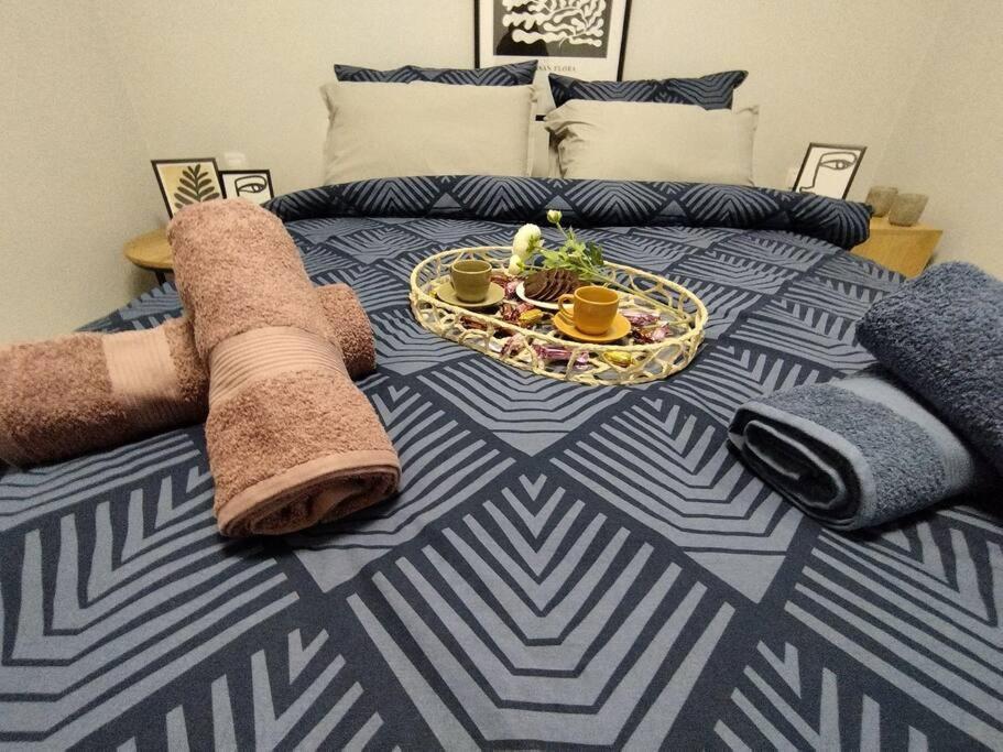 Floral Home 1 - Ground Floor Apt With Courtyard And Private Parking! Athena Bagian luar foto