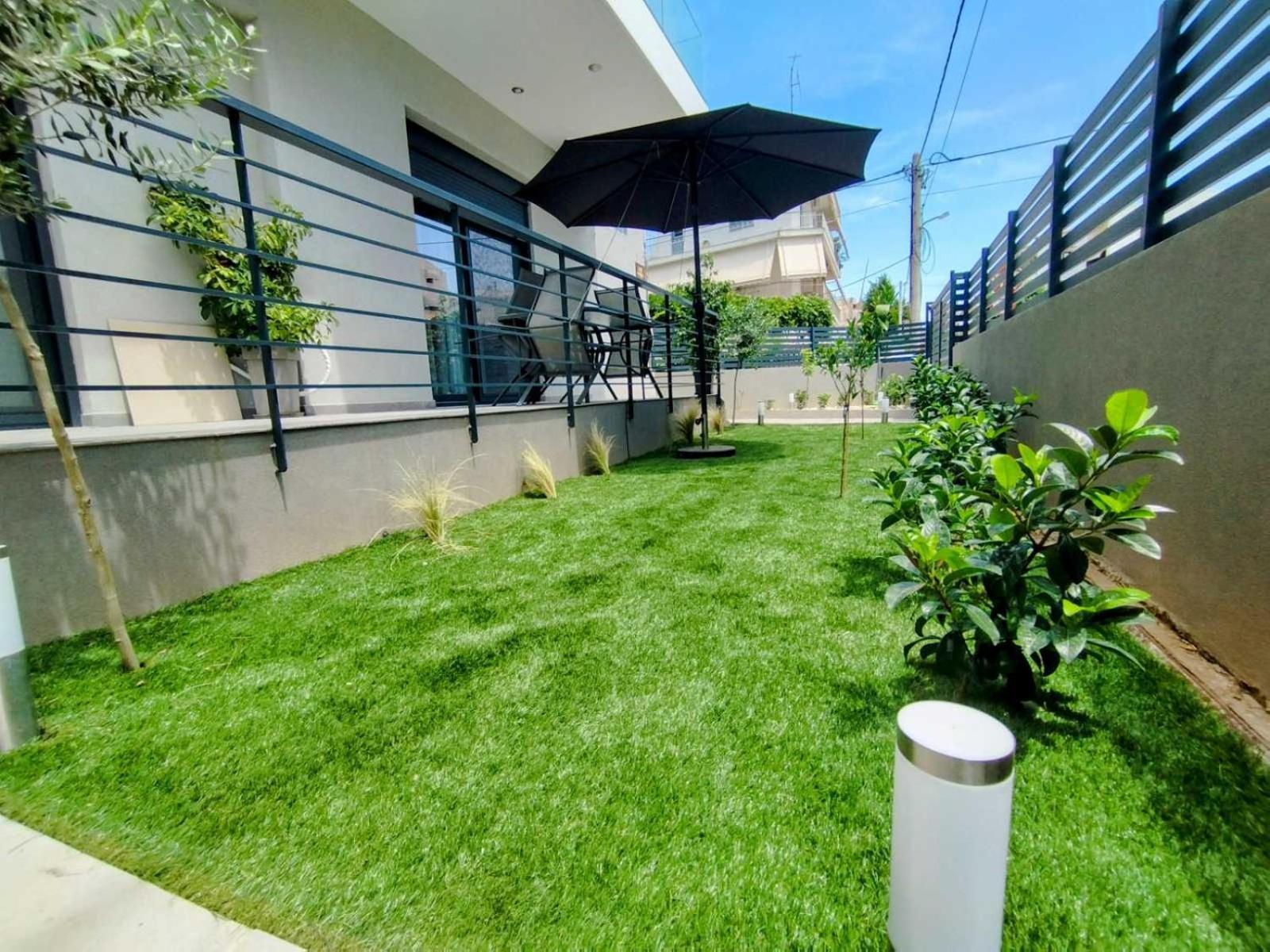 Floral Home 1 - Ground Floor Apt With Courtyard And Private Parking! Athena Bagian luar foto